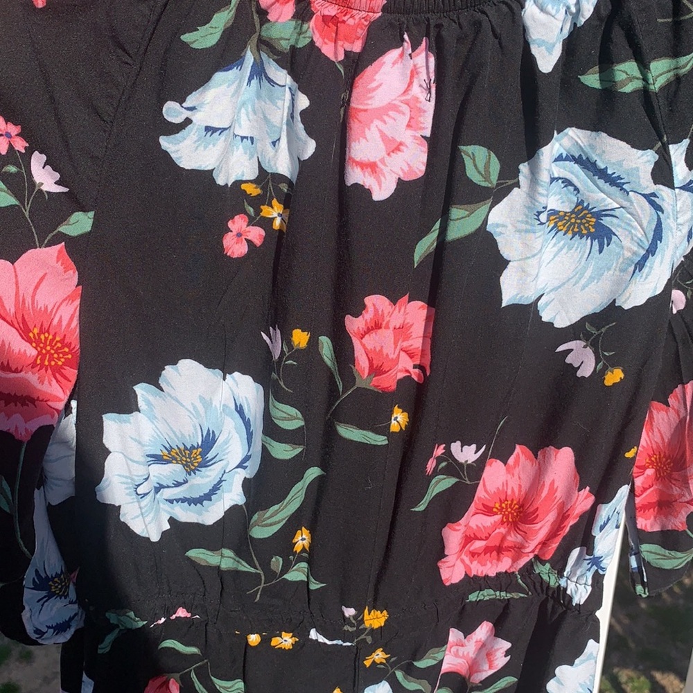 Romper - Picture 4 of 4